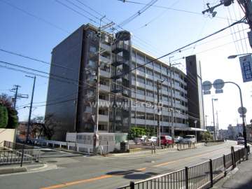 豊中ウエノハイツの外観（南西側から）