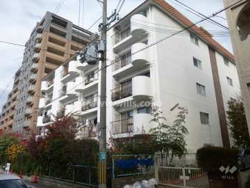 シャルム曽根の外観（南西側から）