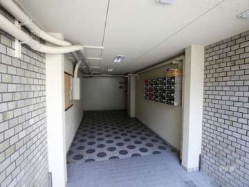 エントランスホール（共用ポスト）