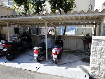 バイク置場