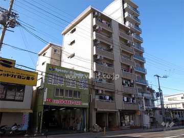 ネオーライフ豊中マンションの外観（南東側から）