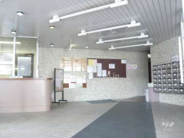 エントランスホール