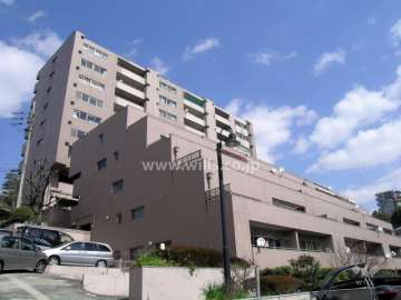手前が2号棟、奥が1号棟