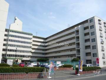 桃山台ハイツの外観（北側から）