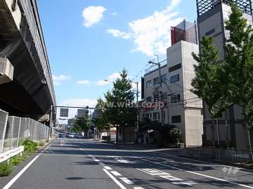 敷地北側は中央環状線に面しています。