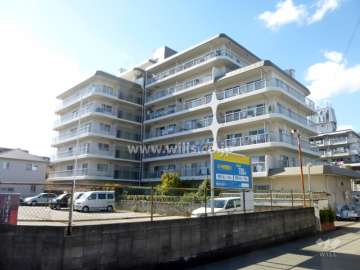 服部緑地スカイハイツの外観（北東側から）
