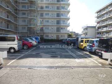 敷地内駐車場（屋外平面式）