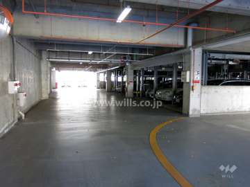 敷地内駐車場（屋内機械式）
