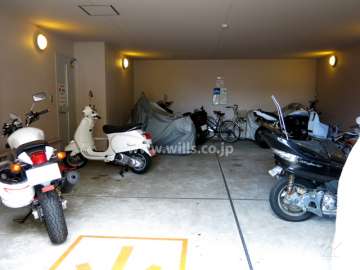 バイク置場