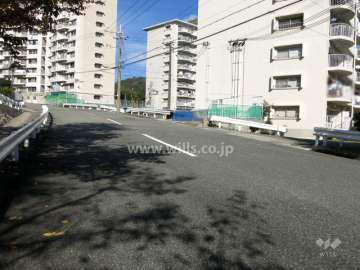 敷地南西側の前面道路