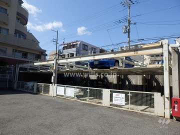 敷地内駐車場（屋外機械式）