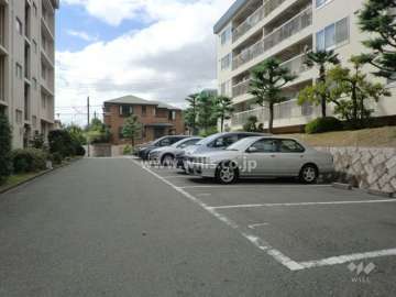 敷地内駐車場（屋外平面式）