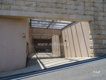 駐車場出入り口（リングシャッター付き）