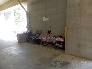 バイク置場