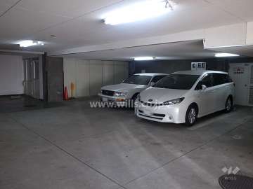 敷地内駐車場（屋内平面式）
