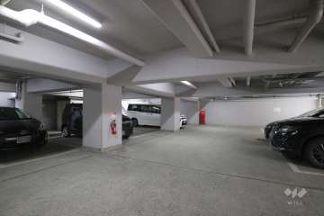 敷地内駐車場（屋内平面式）