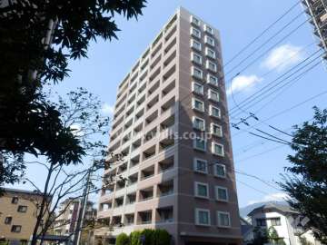 グランステイツ本山の外観（南東側から）