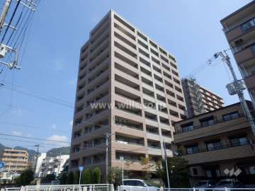 グランステイツ本山の外観（南西側から）