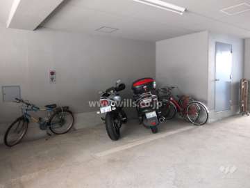 バイク置場