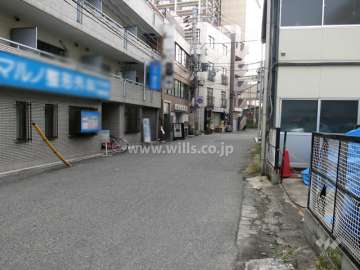 敷地北西側の前面道路