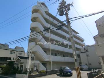 サンシャイン岡本の外観（北西側から）