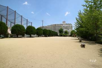 隣接する『山本南第3公園』