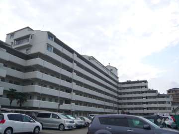 メゾン宝塚山本の外観（北東側から）