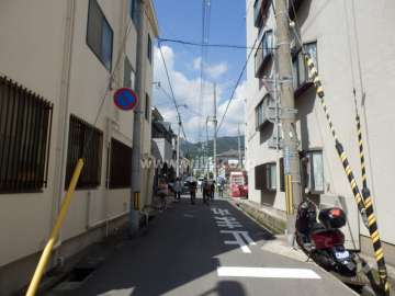 敷地南西側の前面道路