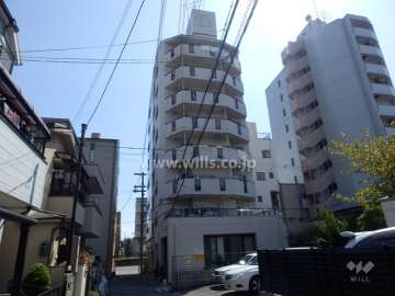 サンビルダー本山の外観（北側から）