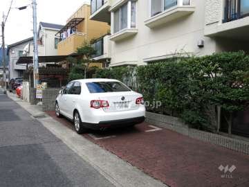 敷地内駐車場（屋外平面式）