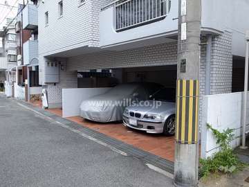 敷地内駐車場（屋内平面式）