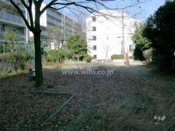 C棟の東側にある公園