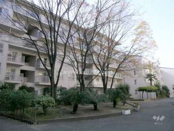 シーアイハイツ千里桃山台Ｃ棟の外観（北東側から）