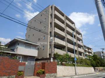 ステイツイデアーレ本山の外観（南西側から）