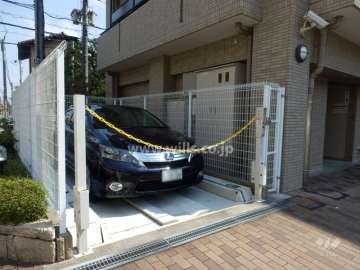 敷地内駐車場（屋外機械式）