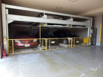 敷地内駐車場（屋内機械式）
