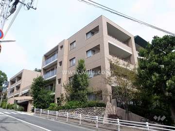 ステイツ御影ガーデンズローズヒルの外観（南西側から）