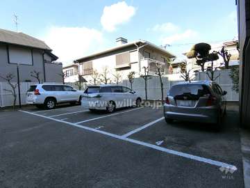 敷地内駐車場（屋外平面式）