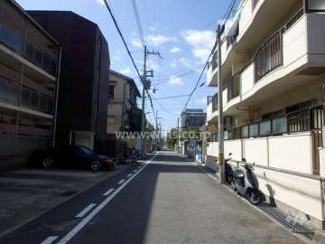 セントラルハイツ本山の外観（南西側から）