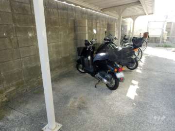 バイク置場