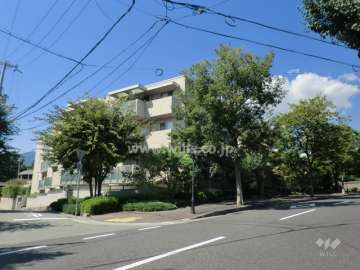パークコート御影の外観（南側から）