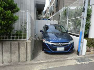 敷地内駐車場（屋外平面式）