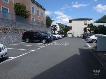 敷地内駐車場（屋外平面式）