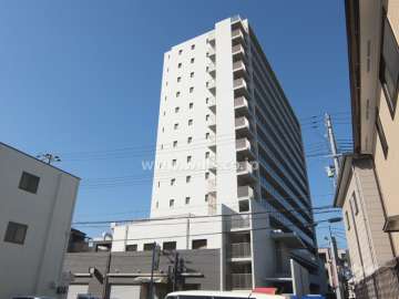 ピアフェスタ青木駅前の外観（南東側から）