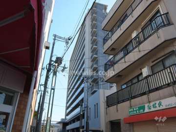 ピアフェスタ青木駅前の外観（北東側から）