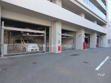敷地内駐車場（屋内機械式）