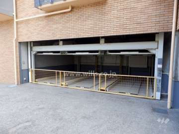 敷地内駐車場（屋内機械式）
