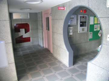 エントランスホール