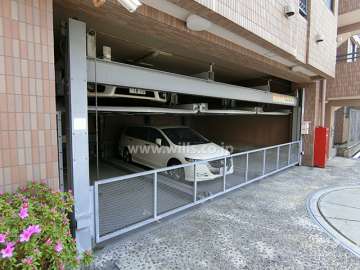敷地内駐車場（屋内機械式）