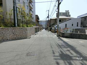 敷地西側前面道路